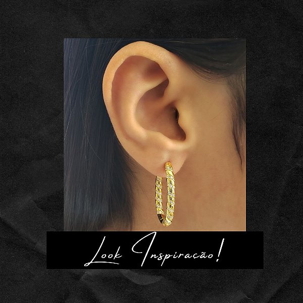 BRINCO ARGOLA COM DETALHES EM ZIRCÔNIA