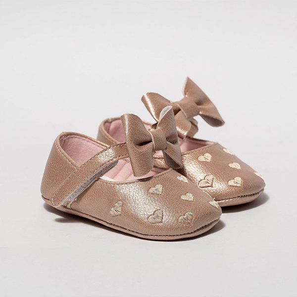 SAPATILHA LOVE - COR ROSE PEROLADO - C/ LAÇO E BORDADO CORAÇÃO - LINHA BABY