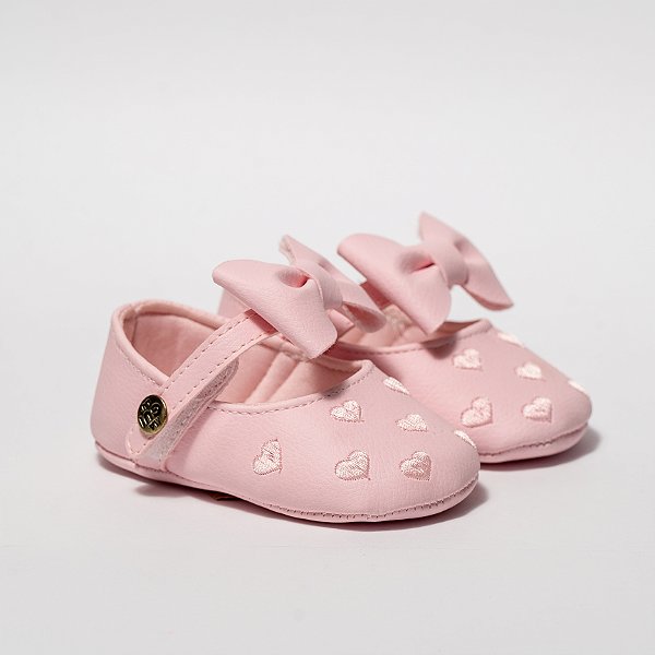 SAPATILHA LOVE - COR ROSA - C/ LAÇO E BORDADO CORAÇÃO - LINHA BABY