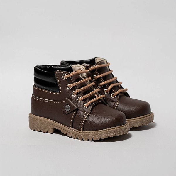 COTURNO MENINA - COR CAFÉ - LINHA KIDS