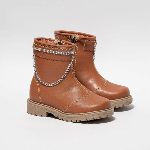 BOTA MENINA GLOW - COR CARAMELO - APLIQUE EM CORRENTE - LINHA KIDS