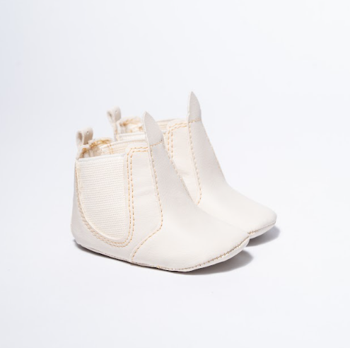 BOTA JEQUINHA  UNISSEX - COR MARFIM ESCURO - MATERIAL SINTETICO - LINHA BABY