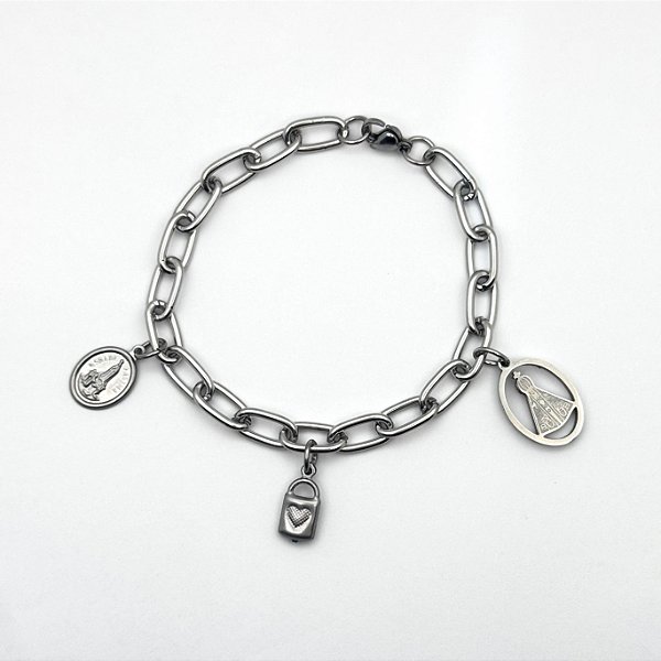 Cadeia Rainha de Maio - Modelo C7