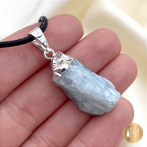 Pingente Água Marinha Bruta – Cristal de 2026 | Banho em Prata