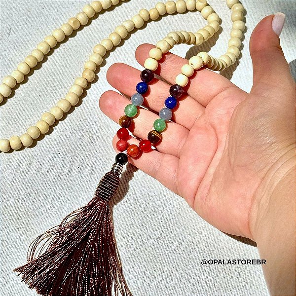 Japamala 7 Chakras Cristais Naturais em Madeira Bege Claro – 108 Contas | Tassel Marrom