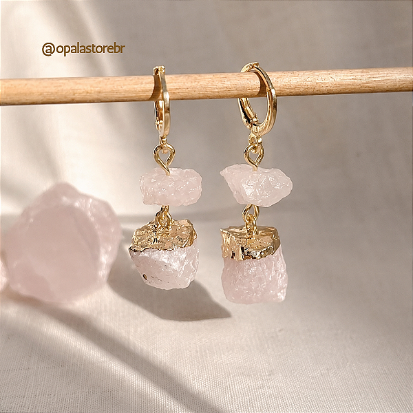 Brinco Argola Quartzo Rosa Duplo Dourado- 2 Cristais com Fecho Click
