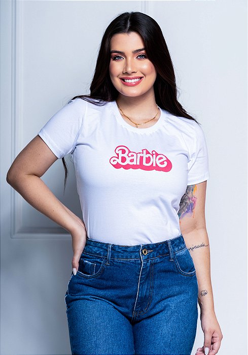 T-SHIRT FEMININA - BARBIE CONTORNO ROSA- COR BRANCO FEMININA