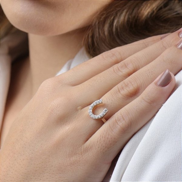 Anel ferradura zircônia cravejada prata 925