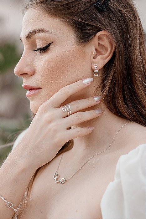 Anel estribo duplo prata 925