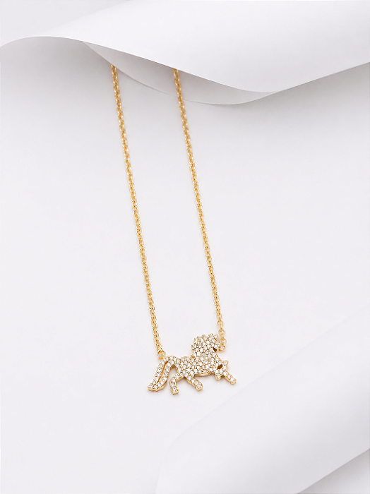 Colar cavalo cravejado em prata 925 banhado a ouro 18k