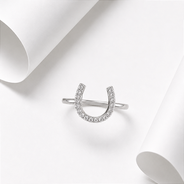 Anel ferradura zirconia cravejada prata 925