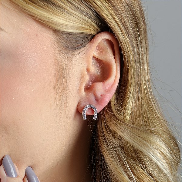 Brinco ferradura zircônia  rosa bebê  cravejada  prata 925