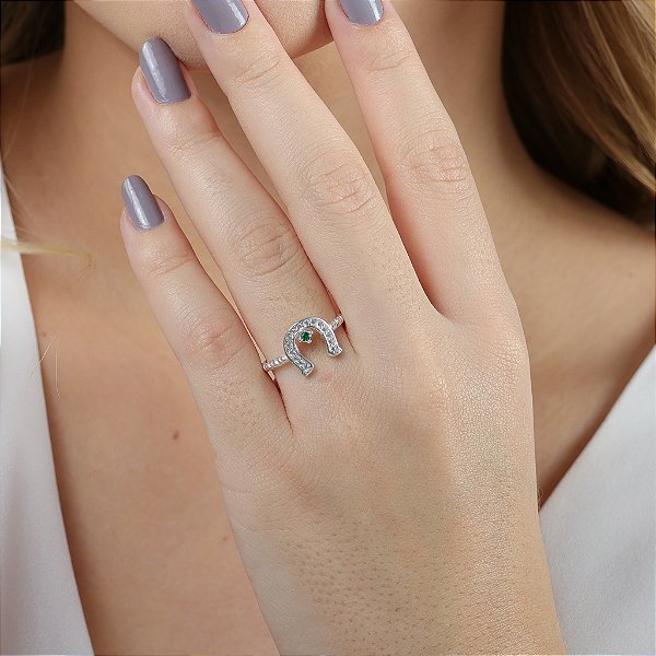 Anel ferradura torcido solitário  verde esmeralda  prata 925