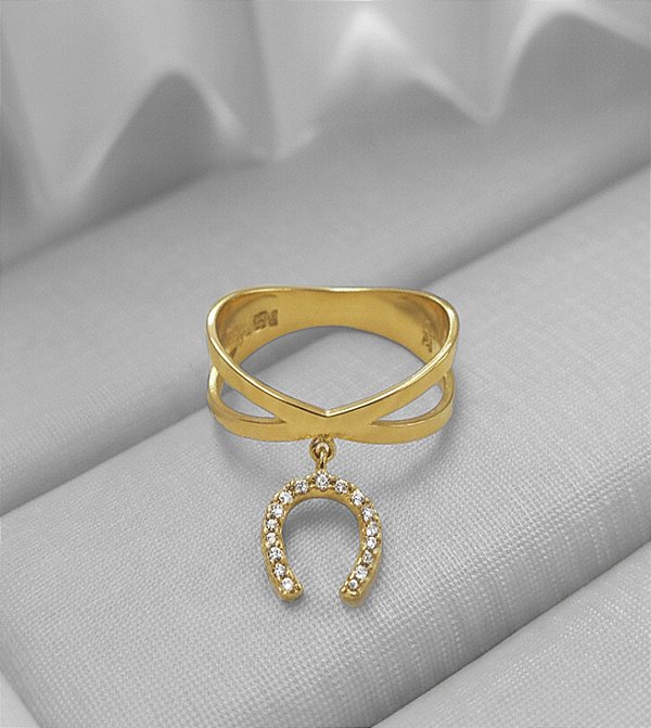 Anel berloque ferradura cravejada prata 925 banhado a ouro 18k