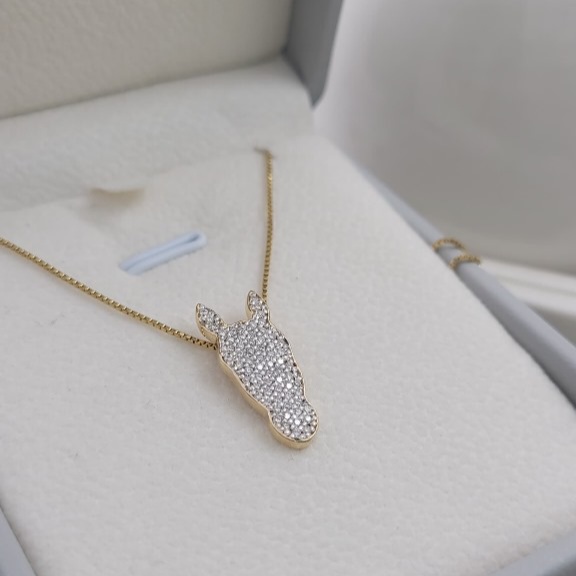 Colar carinha diamantes em ouro 18k