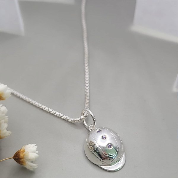 Colar capacete zircônia   cravejada  em prata 925