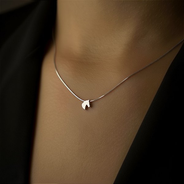 Colar cabeça cavalo minimalista prata 925