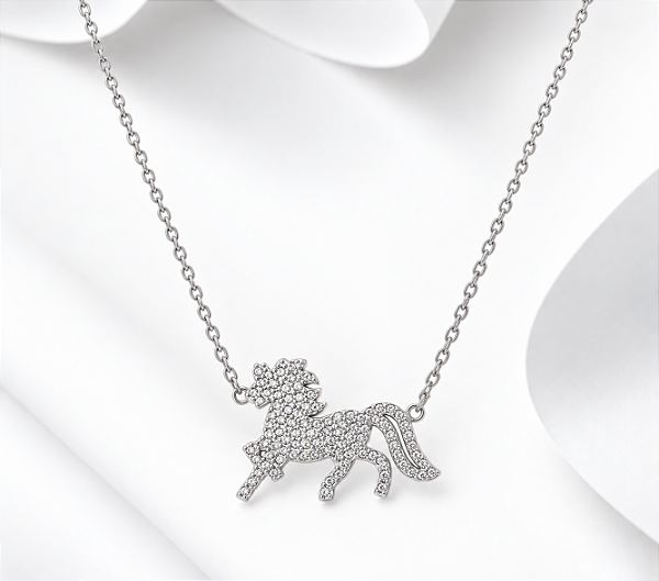 Colar cavalo cravejado em prata 925