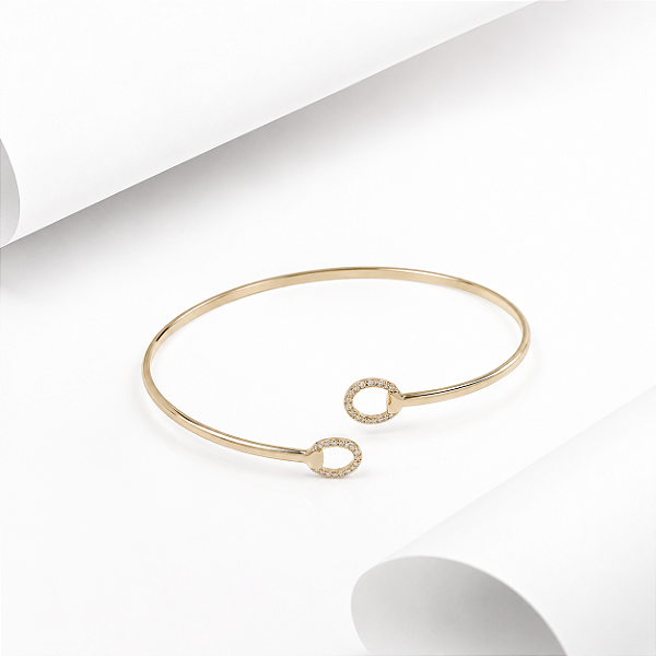 Bracelete meio bridão duplo cravejado prata 925 banhado a ouro 18k.