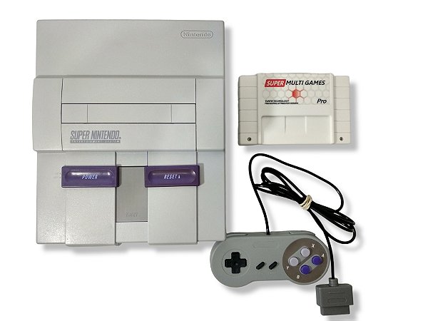 Console Super Nintendo (inclui Flashcard com 800 jogos) - SNES