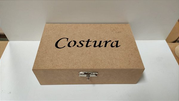 CX COSTURA LASER C/FECHO 30X19X9CM