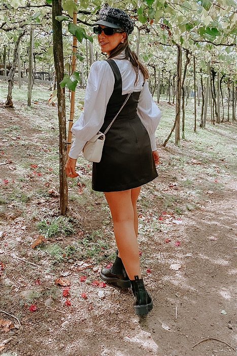 Jardineira Larissa Preta