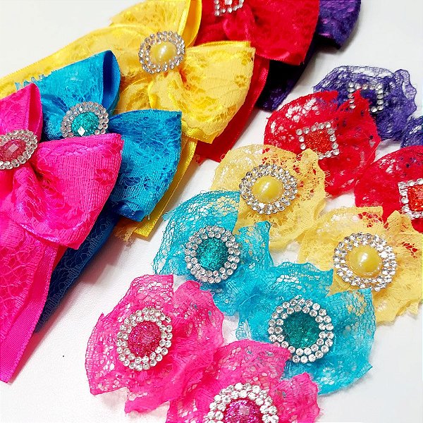 Conjunto Laço de Pescoço e Fuxico Renda Strass - 15 unidades