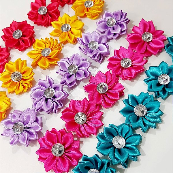 Laço de Penteado Flor de Cetim Pedraria - 10 unidades