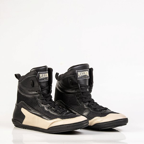 Sapatilha de Boxe Preto e Bege Cano Baixo - Par