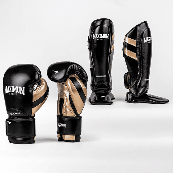 Kit Luva e Caneleira Muay Thai Preta Detalhes Dourado