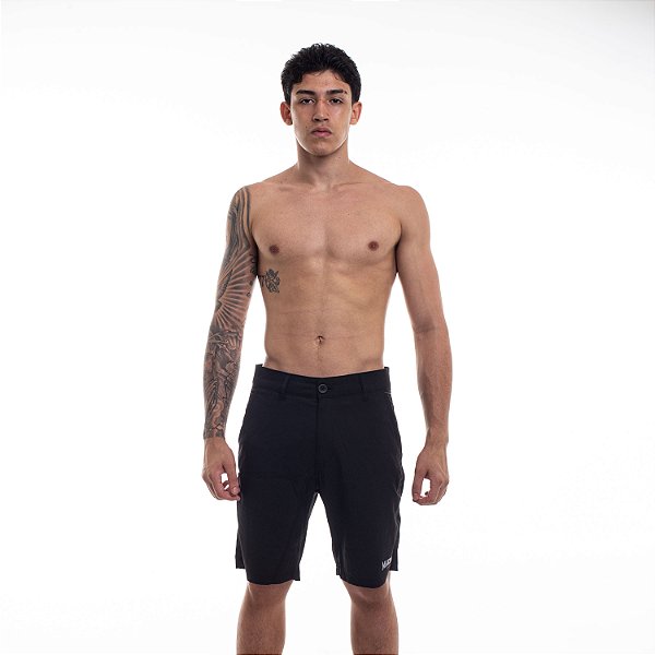 Shorts Esportivo Preto com Botão