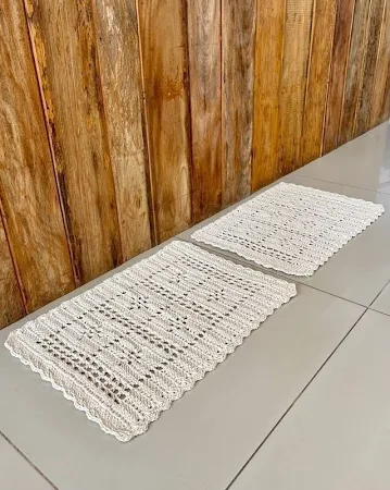 Par de Tapete de Croche Modelo Aranha