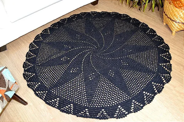 Tapete de Crochê Redondo 1,60 Metros - Cor Preto