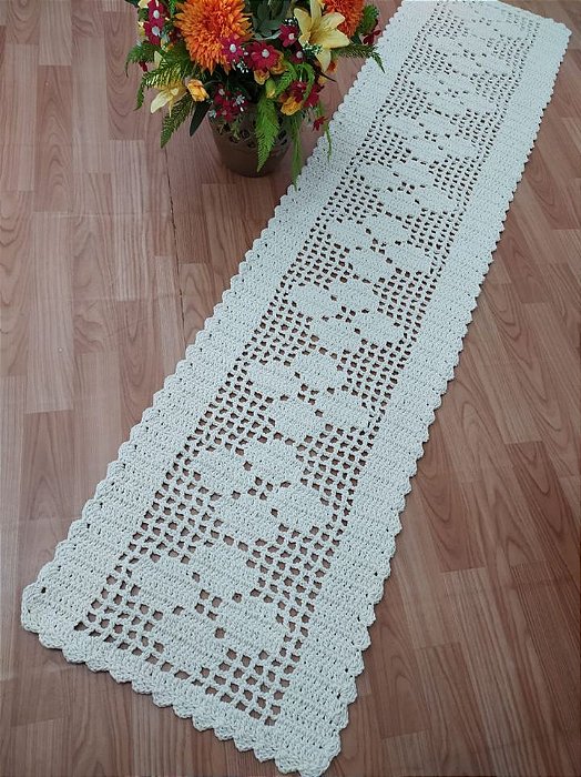 Passadeira Flor 2,20 Metros de Crochê - Cor Cru