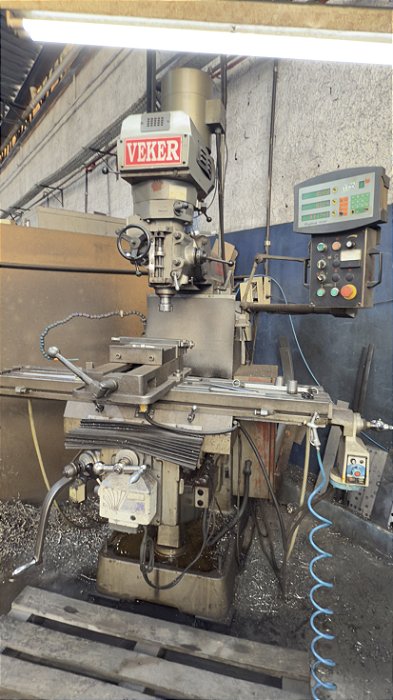 Fresadora Ferramenteira ISO 40 - VK 430i digital Suprasonic VEKER