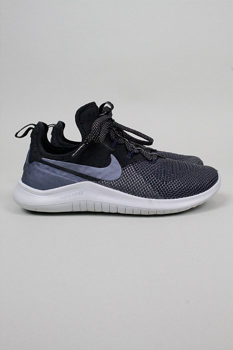 tenis nike free tr 8