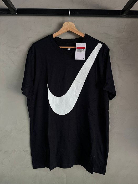 CAMISETA NIKE BIG SWOOSH PRETA - JNoriginals