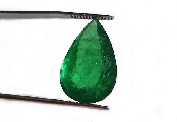 Gema Esmeralda Lapidada Gota Extra - Cut Emerald quality Drop Form