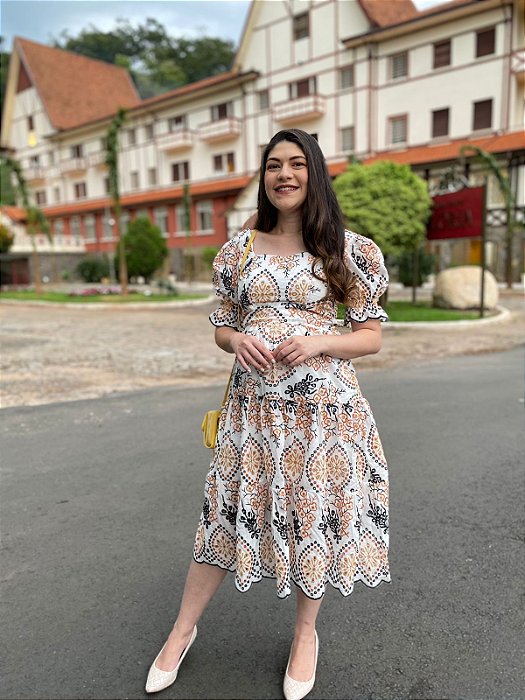 Vestido de laise (Bordado)