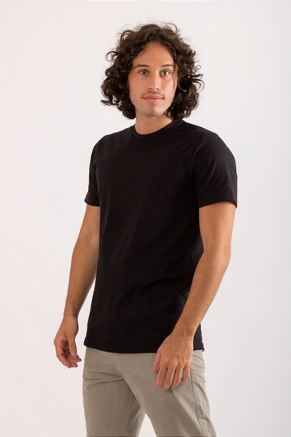 Camiseta básica preto