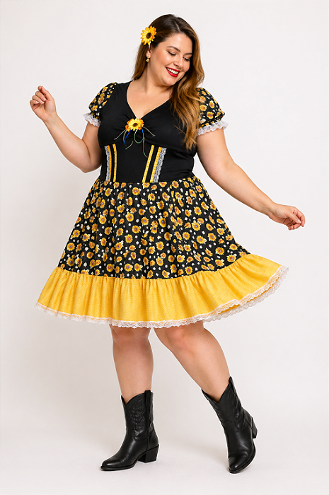 Vestido Junino Plus Size Girassol com Saia Rodada