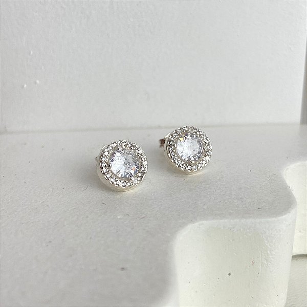 Brinco Luz Cravejado