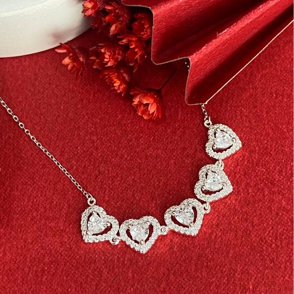 Colar Corações Amor Puro