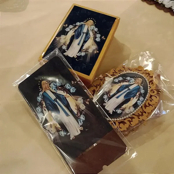 Kit Caixa decorada, porta celular e escapulário de porta