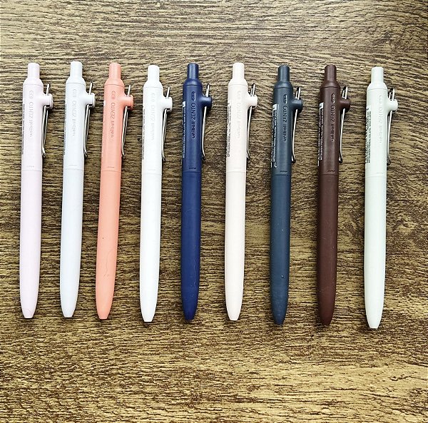 CANETA ROLLERBALL UNI-BALL ZENTO