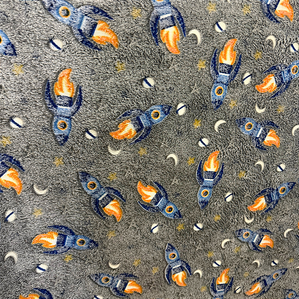 Tecido Fleece Ultra Soft 3D Brilha no Escuro Estampado - Foguete - 1,60m de Largura - 100% Poliéster - Mantas e Pijamas Infantis