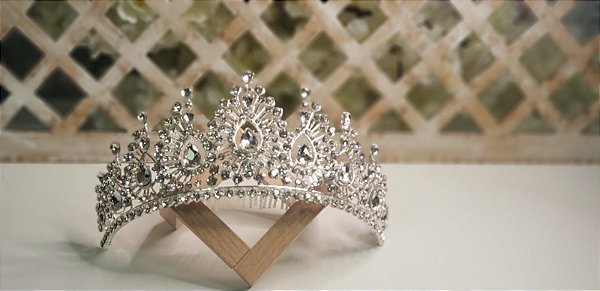 Tiara Strass