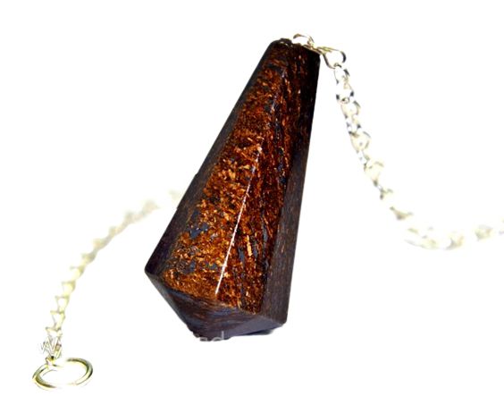 Pendulo Piramidal Bronzita Pedra Natural Para Radiestesia