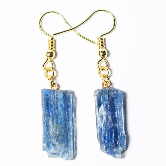 Brinco Cianita Azul Pedra Bruta Natural Anzol Dourado