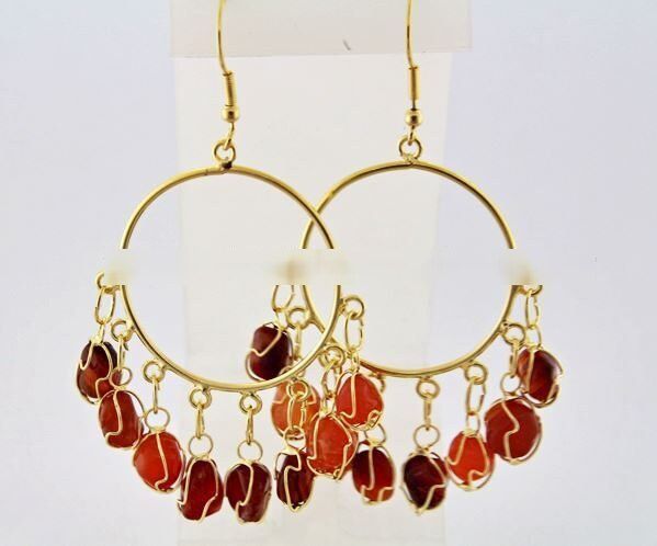 Brinco Argola com Pedra Ágata Cornalina Preso Gaiola Dourado